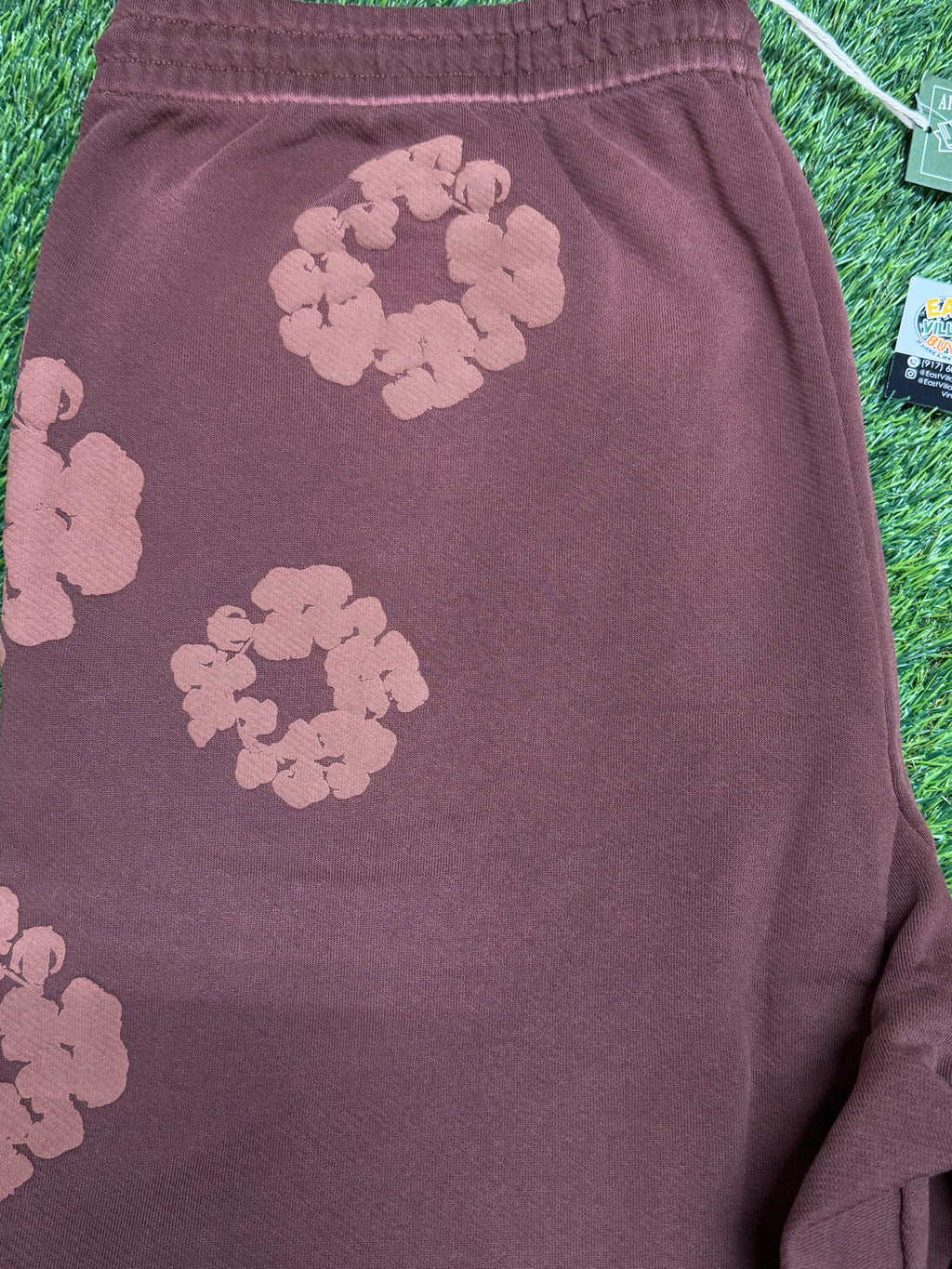 Denim Tears Mono Cotton Wreath sweatpants In Brown