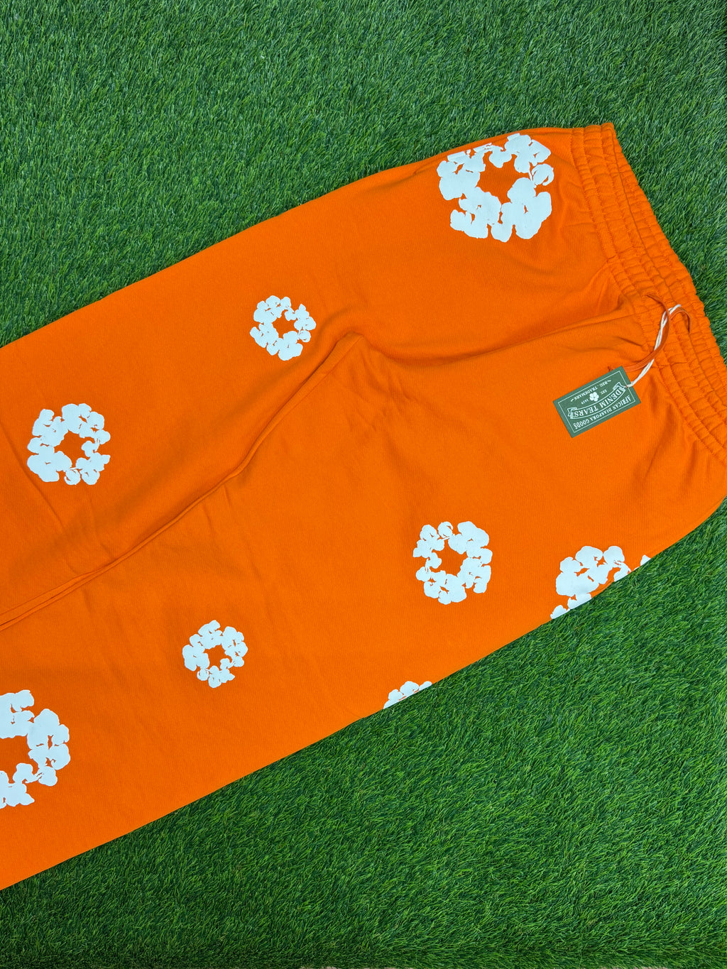 Denim Tears Cotton Wreath Baggy Sweatpants in Orange